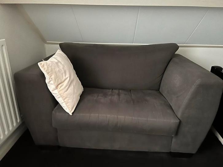 Meubitrend Loveseat + opbergbox - Comfortabel en praktisch!, Huis en Inrichting, Fauteuils, Zo goed als nieuw, Stof, 75 tot 100 cm