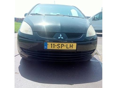 Voorbumper van een Mitsubishi Colt (X19), Auto-onderdelen, Carrosserie en Plaatwerk, Bumper, Mitsubishi, Gebruikt, 3 maanden garantie