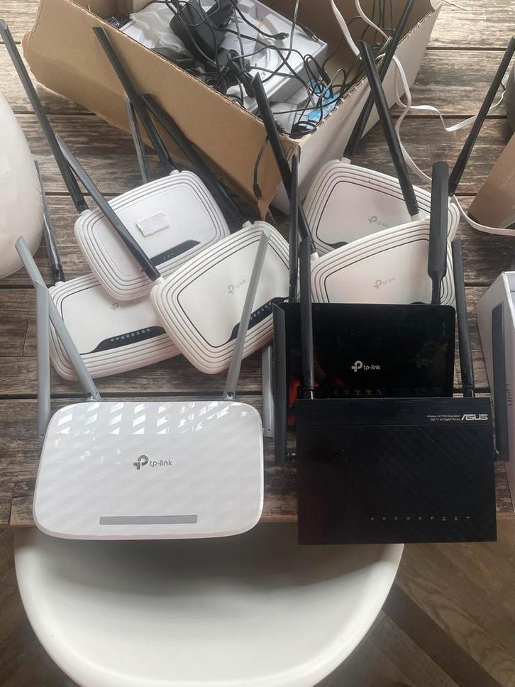 Diverse routers - TP-Link & Asus, Computers en Software, Routers en Modems, Gebruikt, Router, Ophalen of Verzenden