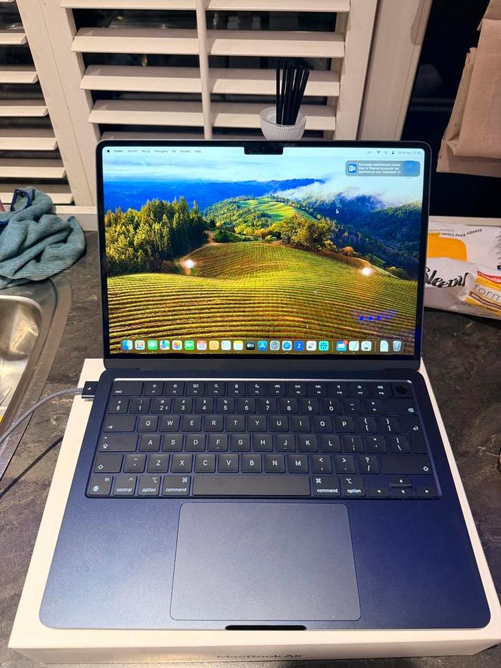 MacBook Air M3 2024 16GB RAM 265GB, Computers en Software, Apple Macbooks, Zo goed als nieuw, MacBook Air, 13 inch, 4 Ghz of meer