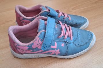 Sportschoenen/tennisschoenen maat 36 beschikbaar voor biedingen