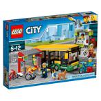 Lego City 60154 Busstation - Nieuw in doos!, Kinderen en Baby's, Speelgoed | Duplo en Lego, Ophalen, Nieuw, Complete set, Lego