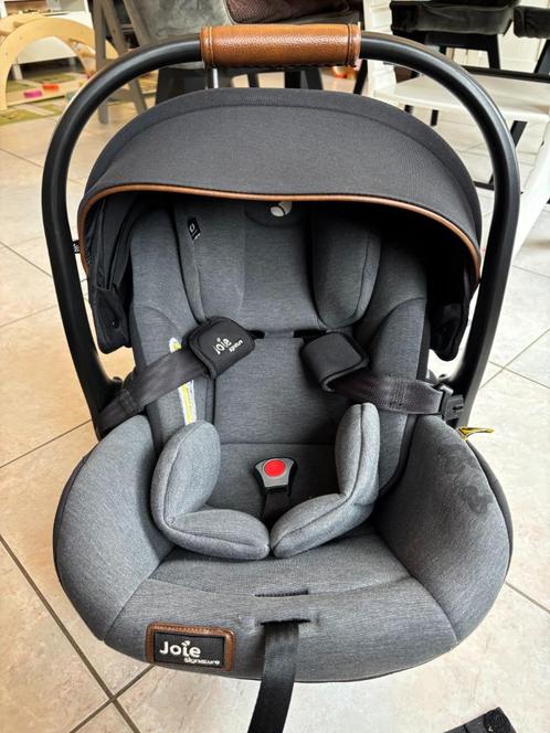 Joie Signature Autostoel (i-Size) + Isofix Basis & Verkleine, Kinderen en Baby's, Autostoeltjes, Gebruikt, Overige merken, 0 t/m 13 kg