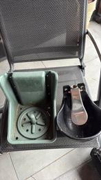 DrinkWaterbak en liksteenhouder voor (paarden geit koe), Dieren en Toebehoren, Paarden en Pony's | Overige Paardenspullen, Ophalen of Verzenden