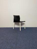 1 x Vergaderstoel Kembo Myto, zwart, wit 4-poot onderstel, Huis en Inrichting, Ophalen, Kunststof, Gebruikt, Zwart