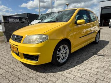 Fiat Punto 1.4-16V Sporting beschikbaar voor biedingen