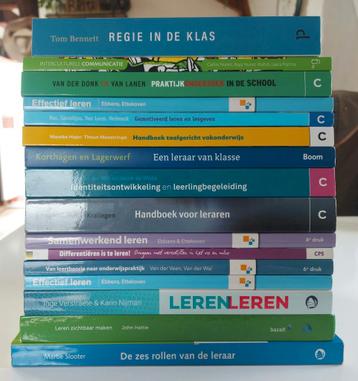 Verzameling studieboeken (pedagogiek/leerlingbegeleiding) beschikbaar voor biedingen