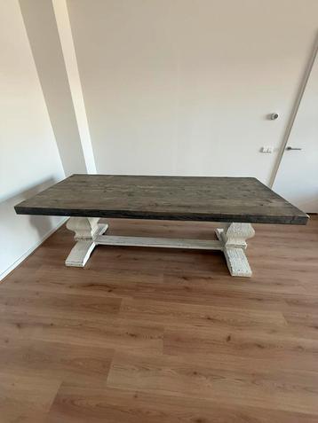 Prachtige set kloostertafels eettafel en salontafel beschikbaar voor biedingen