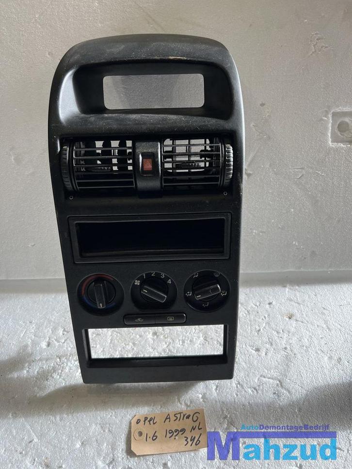 Opel astra G middenconsole kachel paneel rooster midden 1998, Auto-onderdelen, Dashboard en Schakelaars, Opel, Gebruikt, Ophalen of Verzenden