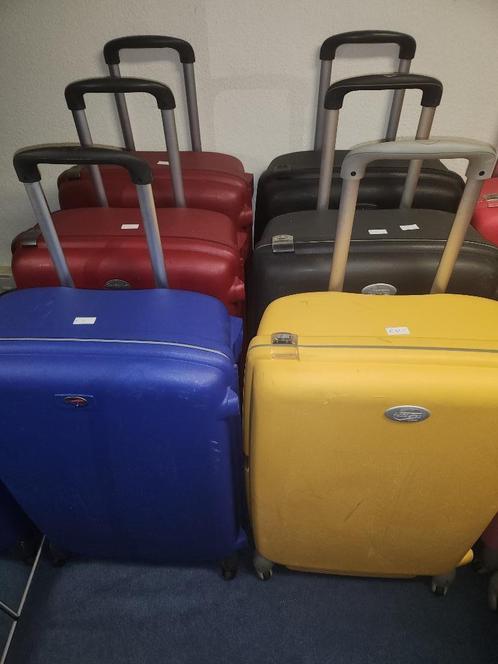 Samsonite en American Tourister spinner prijs is vanaf per s, Sieraden, Tassen en Uiterlijk, Koffers, Zo goed als nieuw, Hard kunststof