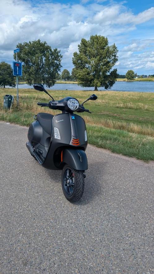 Vespa GTS 300 hpe supersport 2024, Motoren, Motoren | Piaggio, Particulier, Scooter, Ophalen