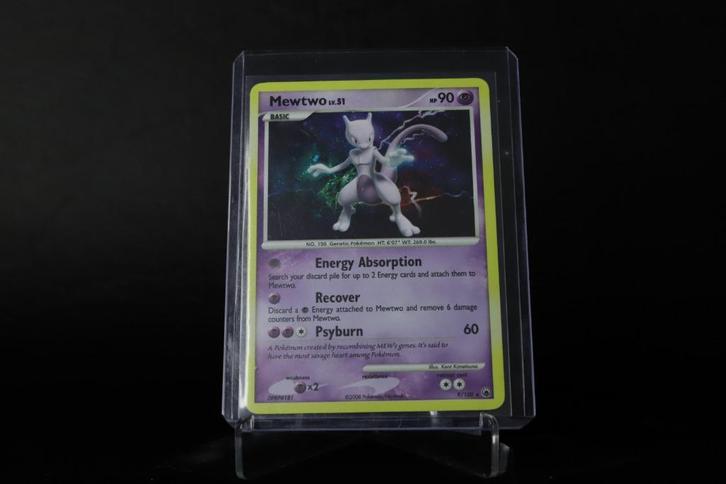 Mewtwo Lv.51 (2008) – Majestic Dawn – Holo, Hobby en Vrije tijd, Verzamelkaartspellen | Pokémon, Zo goed als nieuw, Ophalen