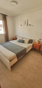 Appartement: 700m van het strand & boulevard van Torrevieja!, Vakantie, Vakantiehuizen | Spanje, Appartement, 5 personen, 2 slaapkamers