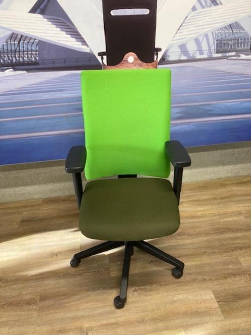 2 zware kwaliteit bureau stoelen - merk Haworth, Huis en Inrichting, Bureaus, Zo goed als nieuw, In hoogte verstelbaar, Met wielen