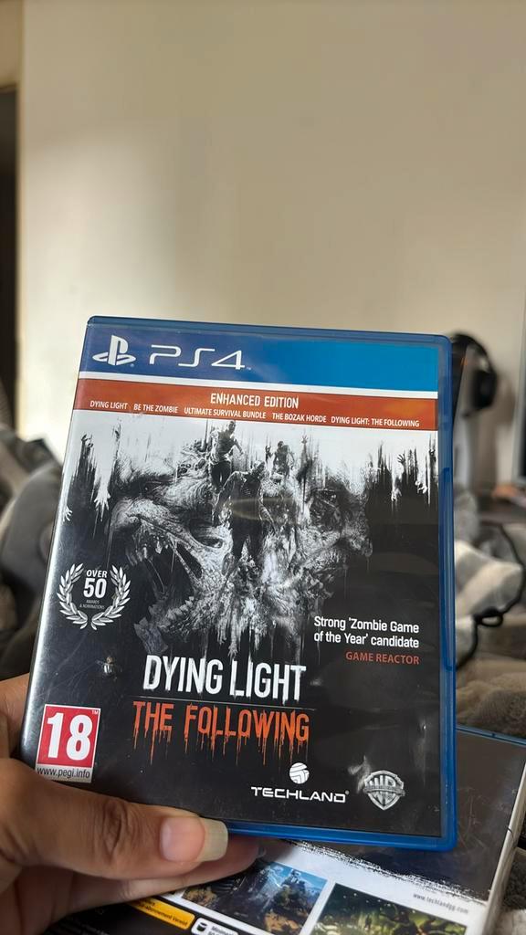 Dying Light : The Following - Enhanced Edition (PS4), Spelcomputers en Games, Games | Sony PlayStation 4, Zo goed als nieuw, Avontuur en Actie