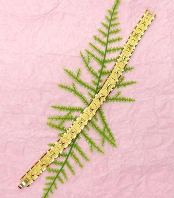 Mooie gekleurde gouden schakelarmband.  beschikbaar voor biedingen