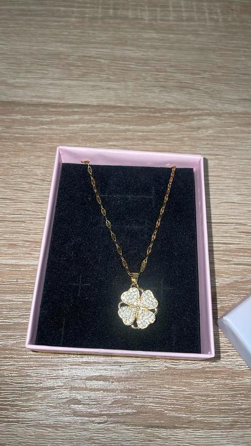 Ketting rvs Goud, Sieraden, Tassen en Uiterlijk, Kettingen, Nieuw, Overige materialen, Goud, Met strass, Ophalen of Verzenden
