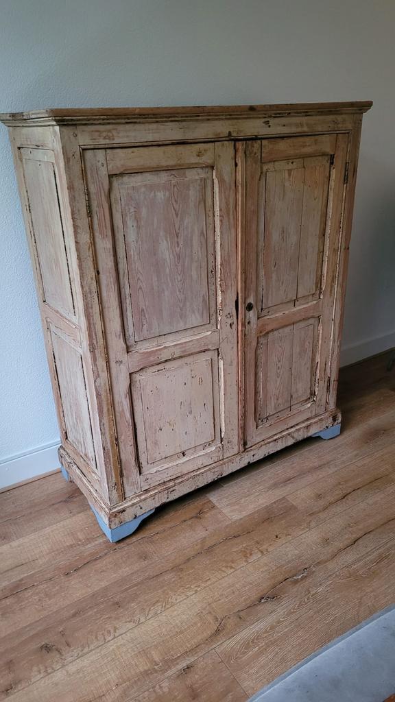 Oude Vlaamse Broodkast - Authentiek en Charmant, Huis en Inrichting, Kasten | Buffetkasten, Gebruikt, 150 tot 200 cm, 100 tot 150 cm