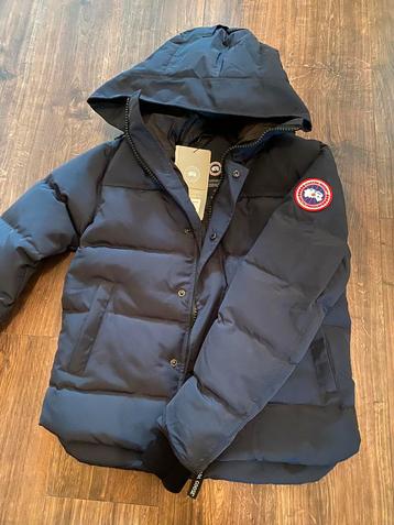 Canada Goose winterjas heren maat M beschikbaar voor biedingen