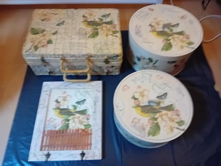 Koffertje, 2 dozen, sleutelhanger, Antiek en Kunst, Curiosa en Brocante, Ophalen