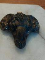 Antiek bronzen ramskop op marmeren sokkel, Ophalen of Verzenden