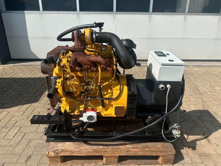 John Deere 3029 Stamford 30 kVA generatorset (bj 2009), Zakelijke goederen, Machines en Bouw | Aggregaten, Ophalen of Verzenden