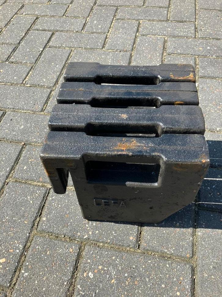 Frontgewichten gewichten minitrekker minitractor, Zakelijke goederen, Agrarisch | Werktuigen, Grondbewerking, Ophalen of Verzenden