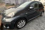 Toyota Aygo 1.0 12V Vvt-i 5DRS 2012 (apk 07-2026), Voorwielaandrijving, Euro 5, Stof, Zwart