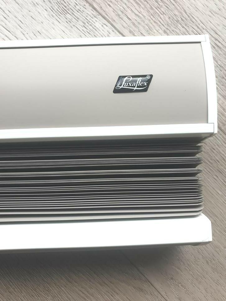 Luxaflex 50mm jaloezie 90,5 x 164cm, Nieuw, Huis en Inrichting, Stoffering | Gordijnen en Lamellen, Nieuw, 150 tot 200 cm, 50 tot 100 cm