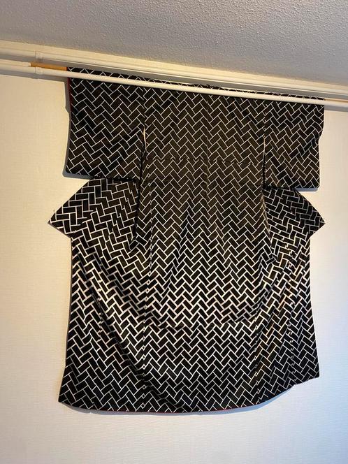 Kimono, Antiek en Kunst, Antiek | Kleding en Accessoires, Ophalen of Verzenden
