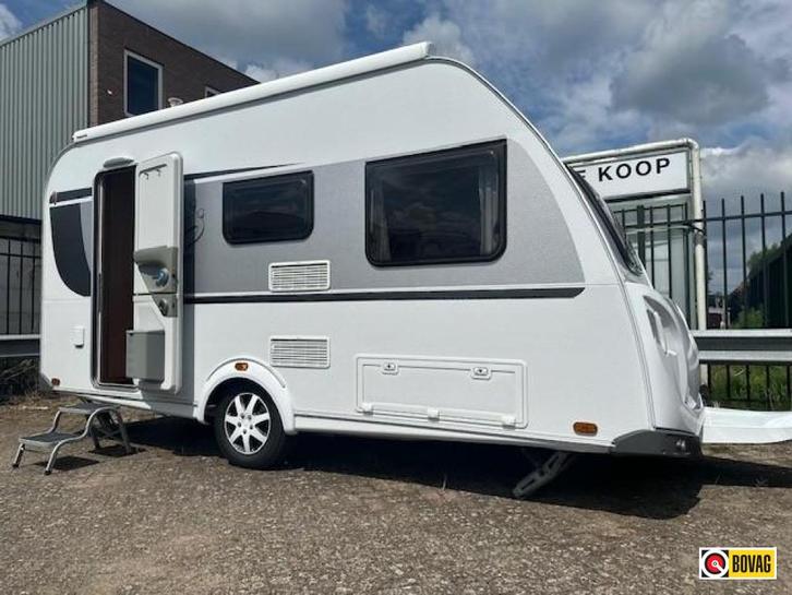 Knaus Sport 420 QD Luifel fietsenrek, Caravans en Kamperen, Caravans, Bedrijf, Treinzit, Knaus, Dwarsbed, Overige typen, Fietsenrek