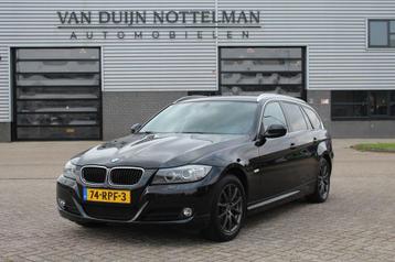 BMW 3 Serie Touring 318i Luxury Line / Leer / Automaat / Nav beschikbaar voor biedingen