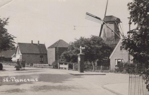 St. PANCRAS - jaren 30 - molen - fotokaart, Verzamelen, Ansichtkaarten | Nederland, Gelopen, Noord-Holland, 1920 tot 1940, Verzenden
