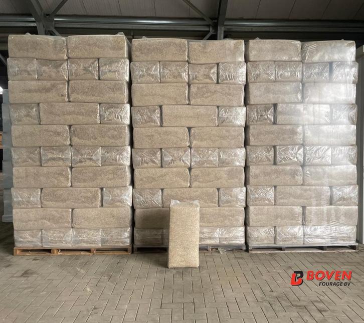 Vlas stalstrooisel - zéér scherp geprijsd, levering heel NL, Dieren en Toebehoren, Paarden en Pony's | Overige Paardenspullen