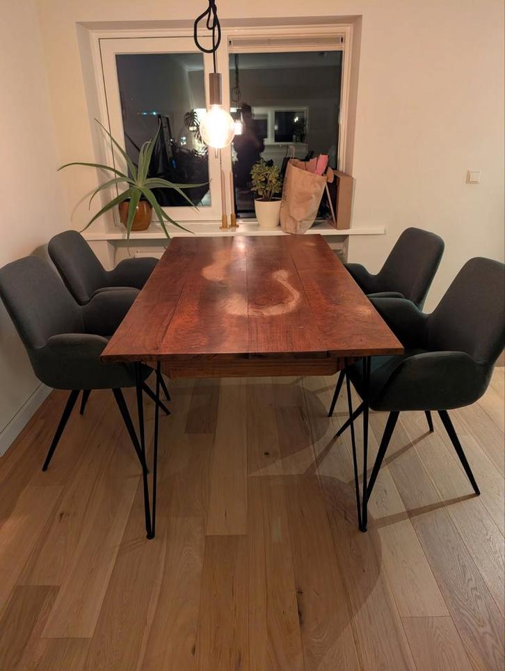 Vier groene eetkamerstoelen te koop, Huis en Inrichting, Stoelen, Zo goed als nieuw, Vier, Metaal, Stof, Overige kleuren, Ophalen