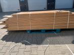 45 m2 eiken multivloer. 18 cm breed. 2,5 cm dik toplaag 7mm, 2e hands product geen info bekend, 2e hands product geen info bekend