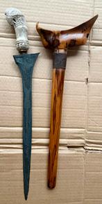 Oude Kris Keris met Aparte Greep, Antiek en Kunst, Kunst | Niet-Westerse kunst, Ophalen of Verzenden