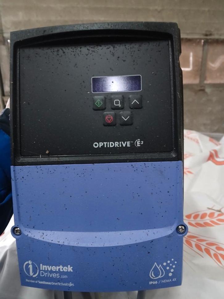 Invertek Optidrive E3 Frequentieomvormer, Zakelijke goederen, Machines en Bouw | Industrie en Techniek, Ophalen