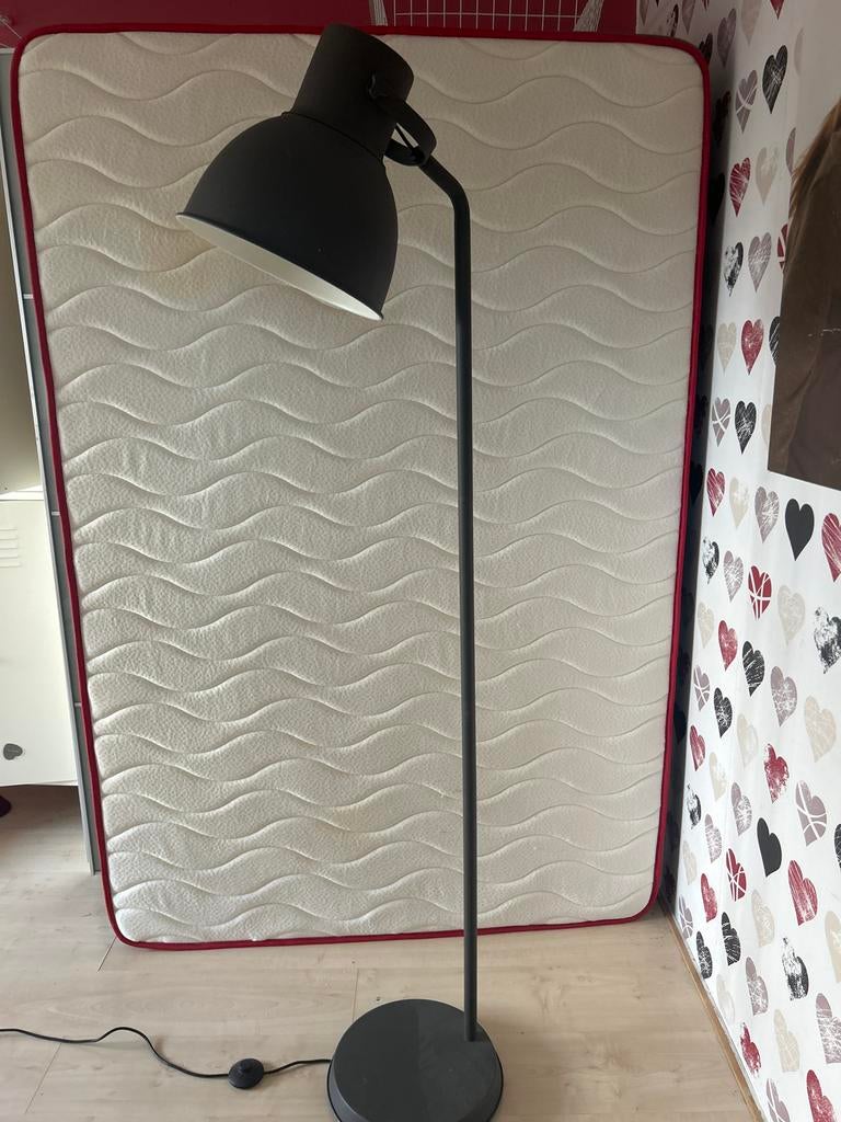 Stijlvolle IKEA Lamp, Ophalen, Zo goed als nieuw, Metaal, 100 tot 150 cm