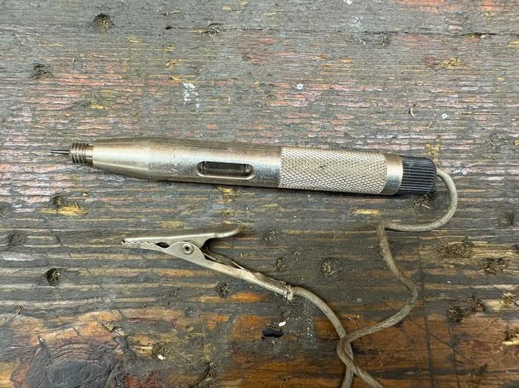 12V spanningszoeker / testlamp met krokodillenklem, Auto diversen, Autogereedschap, Gebruikt, Ophalen of Verzenden