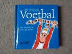 Boek: Voetbal, we worden er gek van!, Gelezen, Helen Exley, Ophalen of Verzenden, Balsport