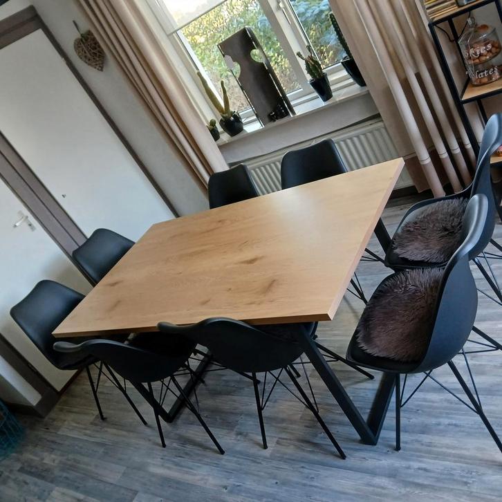 Eettafel 1.60×90 + zwarte sledepoten + 8 zwarte kuipstoelen, Huis en Inrichting, Tafels | Eettafels, Zo goed als nieuw, 50 tot 100 cm