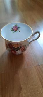 Vintage Paragon Flower Festival Kop en Schotel, Ophalen of Verzenden, Zo goed als nieuw, Overige stijlen, Kop(pen) en/of Schotel(s)