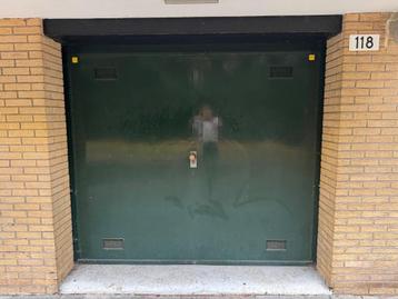 Garage te huur in Rotterdam IJsselmonde (electra mogelijk) beschikbaar voor biedingen