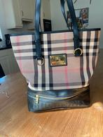 Mooie burberry tas, Ophalen of Verzenden, Zo goed als nieuw, Overige kleuren, Handtas