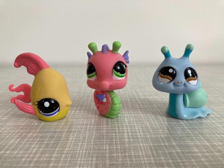 LITTLEST PET SHOP TARGET EXCLUSIVE LIGHT UP AQUARIUM PACK –, Verzamelen, Poppetjes en Figuurtjes, Zo goed als nieuw, Ophalen of Verzenden