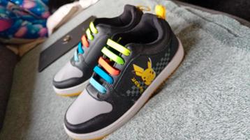 Pokémon schoenen beschikbaar voor biedingen