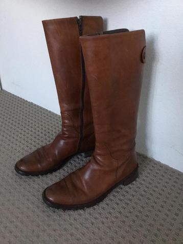 Laarzen cognac 38 met ritsen beschikbaar voor biedingen