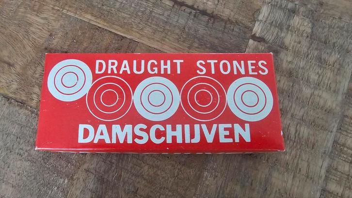 Vintage Damstenen - Houten Damstukken, Hobby en Vrije tijd, Gezelschapsspellen | Bordspellen, Gebruikt, Een of twee spelers, Ophalen of Verzenden