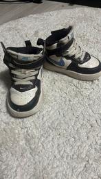 Kindersneakers nike - maat 23,5, Ophalen of Verzenden, Gebruikt, Jongetje of Meisje, Schoentjes